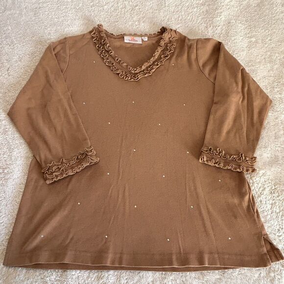 Quacker Factory Shirt Medium Tan Ruffle Edge Rhinestone Tunic Pullover 3/4 Slv - Picture 1 of 11
